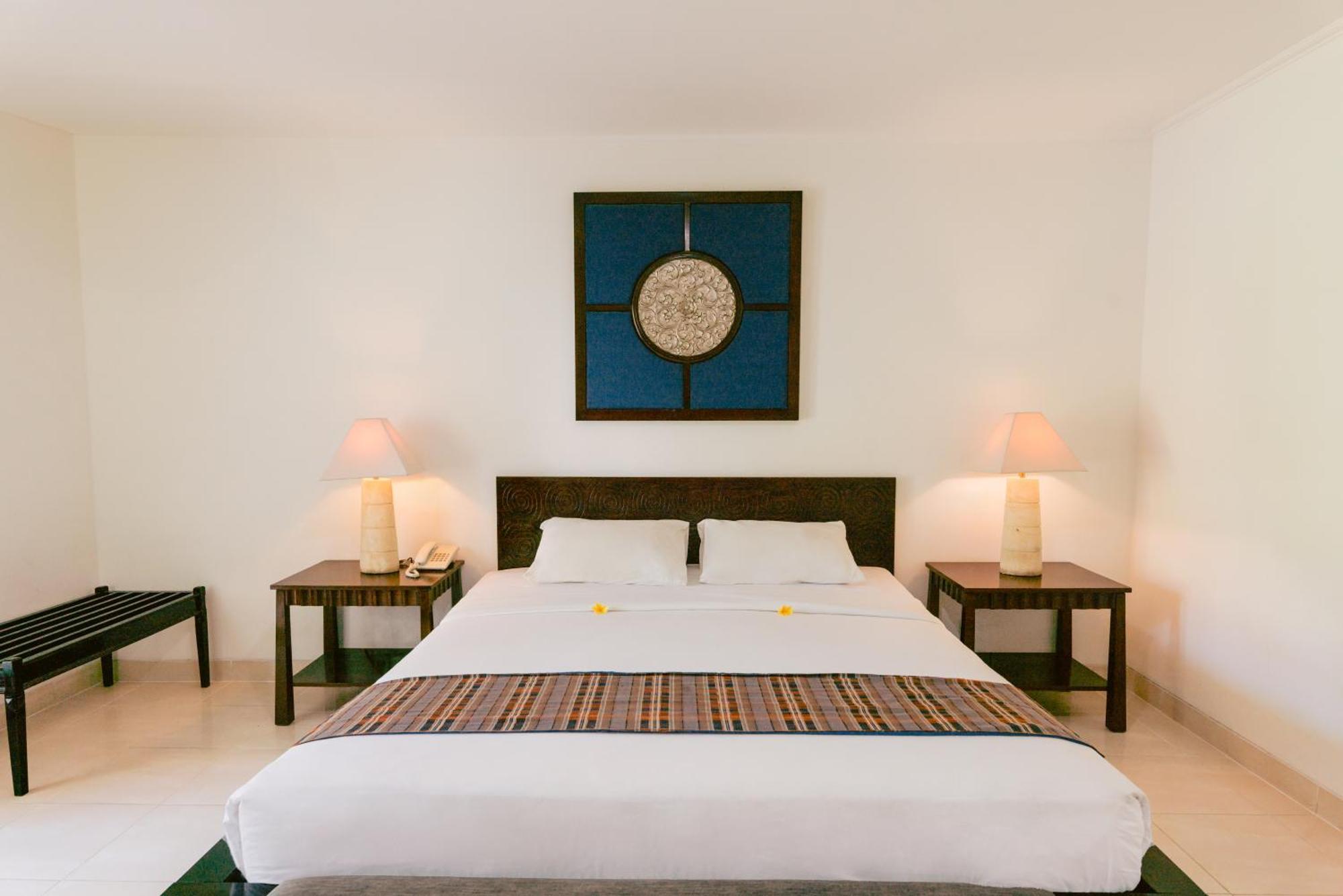 Legong Keraton Beach Hotel Canggu Eksteriør billede