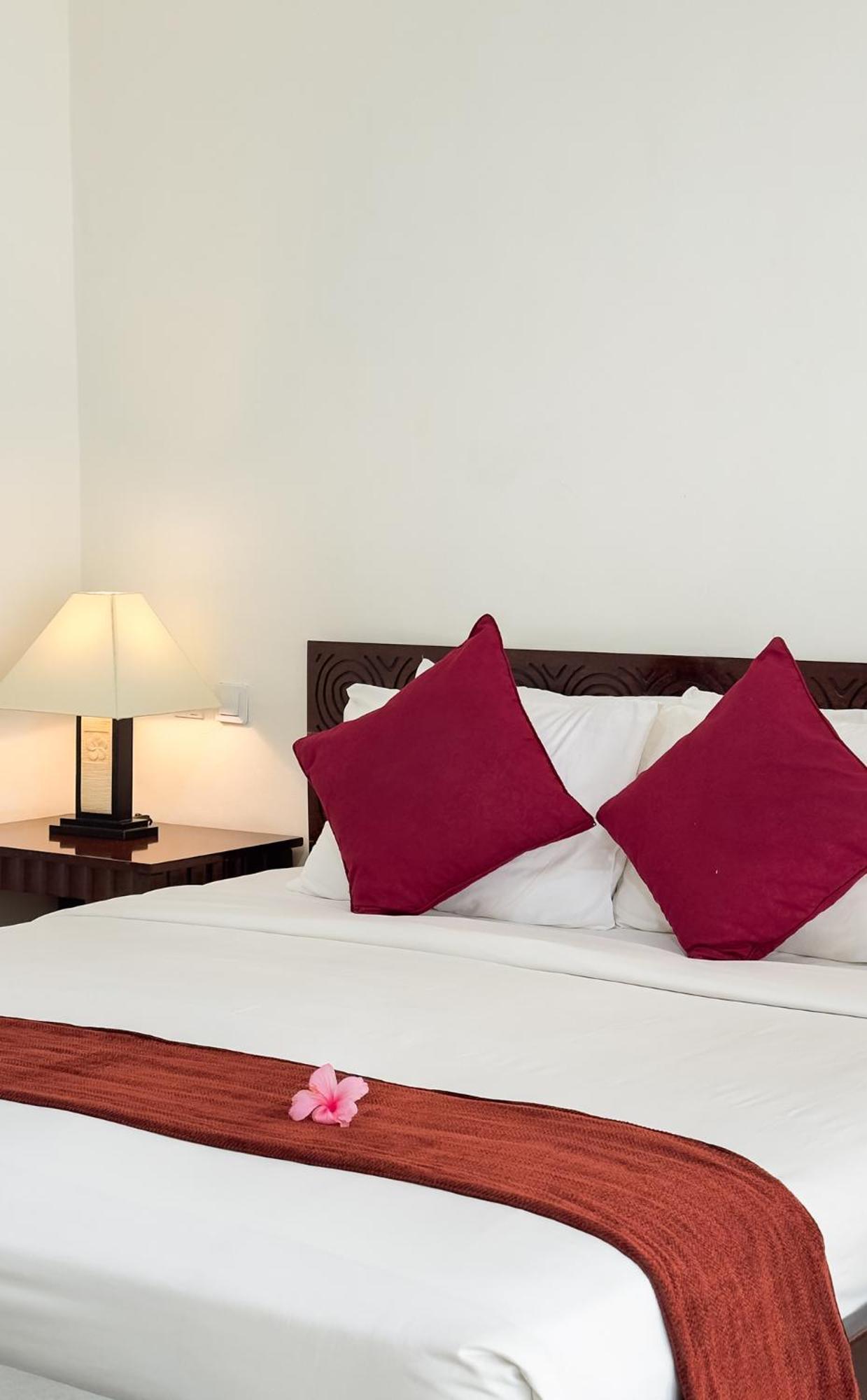 Legong Keraton Beach Hotel Canggu Eksteriør billede